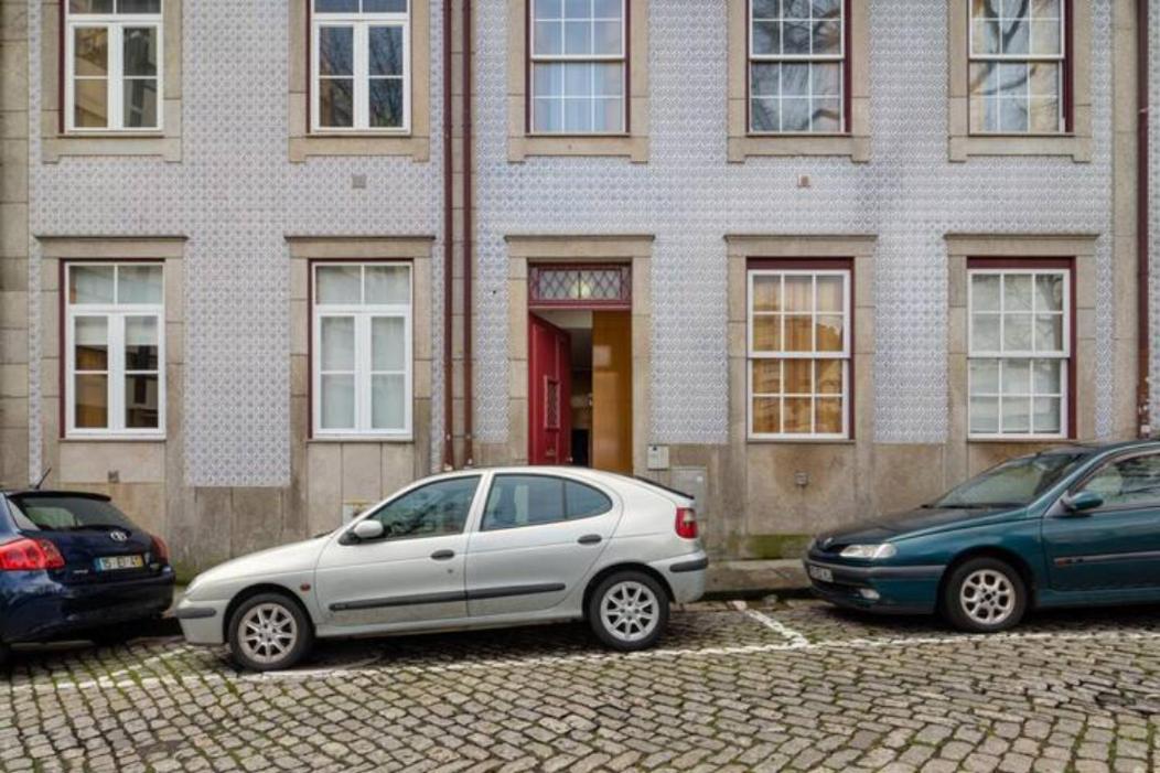 Apartamento Praca - Vistas Sobre A Cidade بورتو المظهر الخارجي الصورة